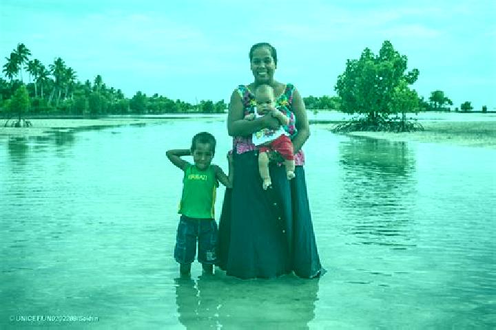 Emily, 29 — Escort in Banraeaba Village, Kiribati