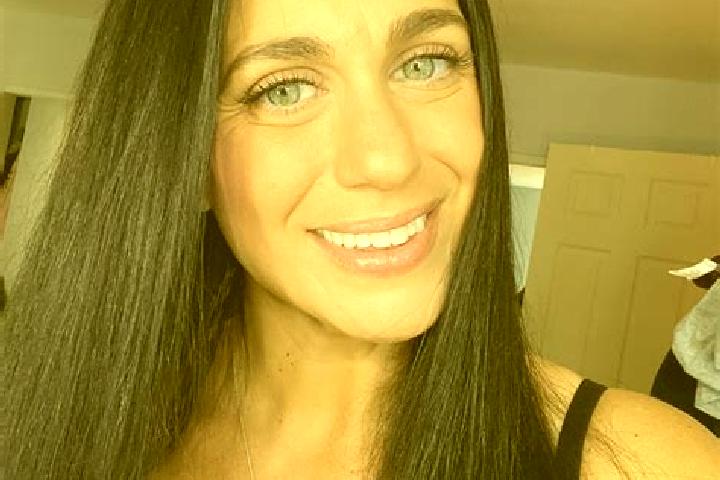 Emily, 29 — Escort in Joubb Jannine, Lebanon