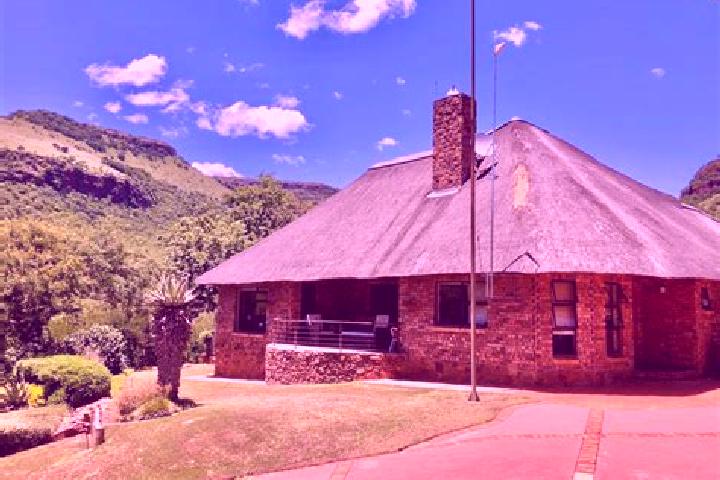 Emily, 29 — Escort in Waterval, South Africa
