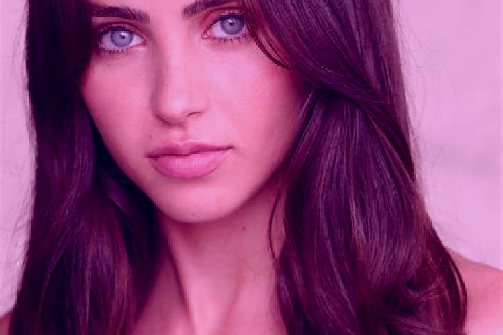 Emily, 30, a brunette dark-eyed middle eastern companion based in Kuttyattur. Offering Girlfriend Experience, BDSM, Dinner Date, Erotic Massage, Couples. Ava...
