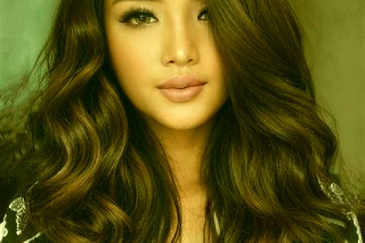 Emily, 30, a chestnut brown-eyed asian companion based in Tristach. Offering Girlfriend Experience, Prostate Massage, BDSM. Available for incall and outcall,...