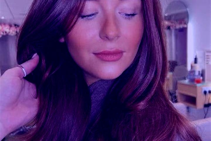 Emily, 30, a chestnut brown-eyed indian companion based in Heijen. Offering Tantra, Erotic Massage, Duos, A-Level. Available for incall and outcall, day and ...