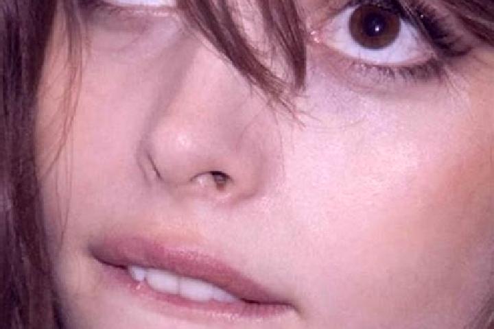 Emily, 30, a chestnut dark-eyed caucasian companion based in Freyming-Merlebach. Offering GFE, CIM. Available for incall and outcall, overnight bookings avai...