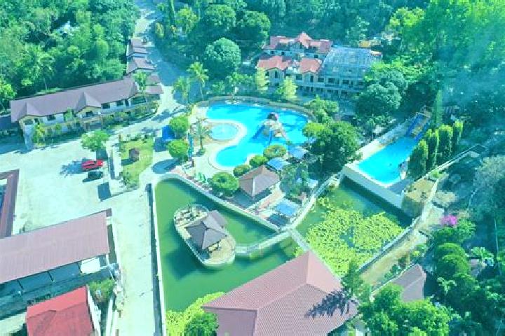 Emily, 30 — Escort in Bayombong, Philippines