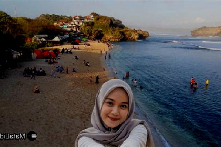 Emily, 30 — Escort in Karangori Kidul, Indonesia
