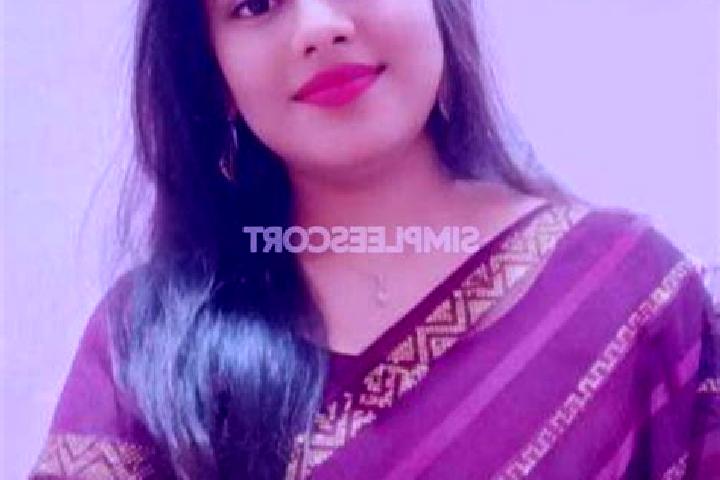 Emily, 30 — Escort in Latur, India