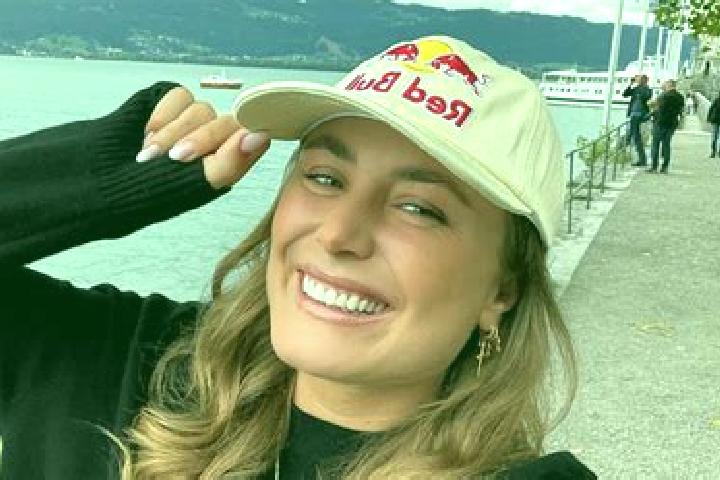 Emily, 30 — Escort in Pohl, Germany