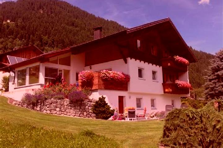 Emily, 30 — Escort in Sankt Gallenkirch, Austria