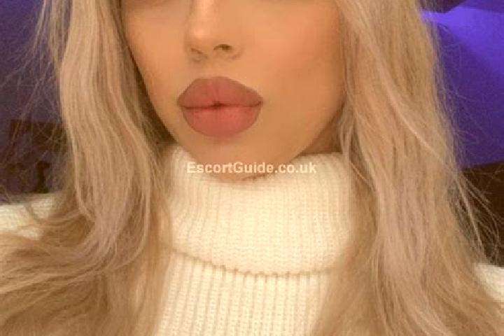 Emily, 30 — Escort in Slough, United Kingdom