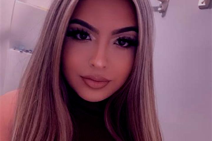 Emily, 31, a blonde dark-eyed latina companion based in Ajain. Offering Fetish, CIM, A-Level. Available for incall and outcall, overnight bookings available.