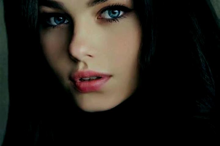 Emily, 31, a brunette blue-eyed caucasian companion based in Manticao. Offering Duos, Fetish, Domination. Available for incall and outcall, day and evening d...