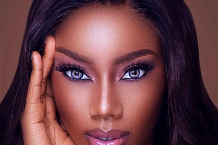Emily, 31, a brunette blue-eyed ebony companion based in Motilleja. Offering Couples, Striptease, Tantra. Available for incall and outcall, overnight booking...