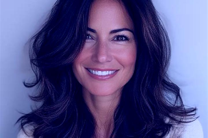 Emily, 31, a brunette grey-eyed middle eastern companion based in Fjaeras kyrkby. Offering Fetish, Deep French Kissing, Girlfriend Experience. Available for ...
