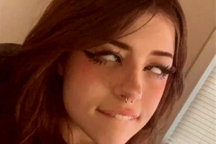 Emily, 31, a dark blonde brown-eyed caucasian companion based in Kuzumaki. Offering CIM, Party Girl, OWO. Available for incall and outcall, overnight booking...