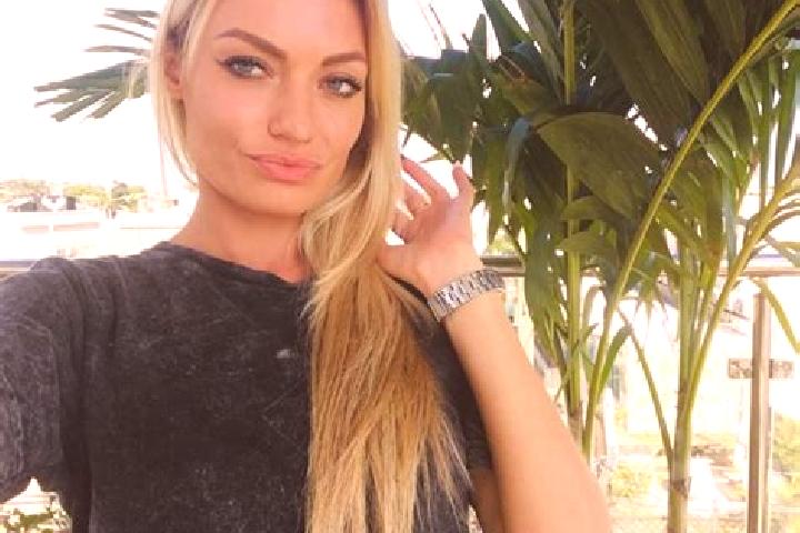 Emily, 32, a black grey-eyed slavic companion based in Tiripetio. Offering Girlfriend Experience, Travel Companion, GFE, Deep French Kissing, Striptease. Ava...