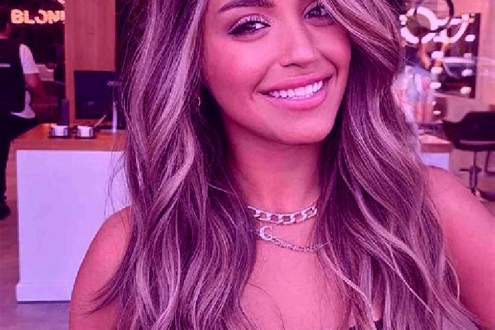 Emily, 32, a dark blonde dark-eyed latina companion based in Miniac-sous-Becherel. Offering Erotic Massage, 69, Overnight. Available for incall and outcall, ...