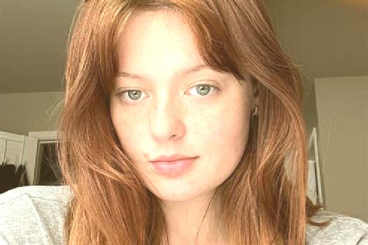 Emily, 32, a red brown-eyed ebony companion based in Verin Dvin. Offering Duos, Overnight, Dinner Date. Available for incall and outcall, day and evening dates.