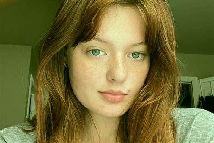 Emily, 32, a red grey-eyed mixed companion based in Bakpani. Offering BDSM, Duos, 69, Deep French Kissing. Available for incall and outcall, overnight bookin...