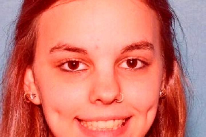 Emily, 32 — Escort in Big Chimney, United States
