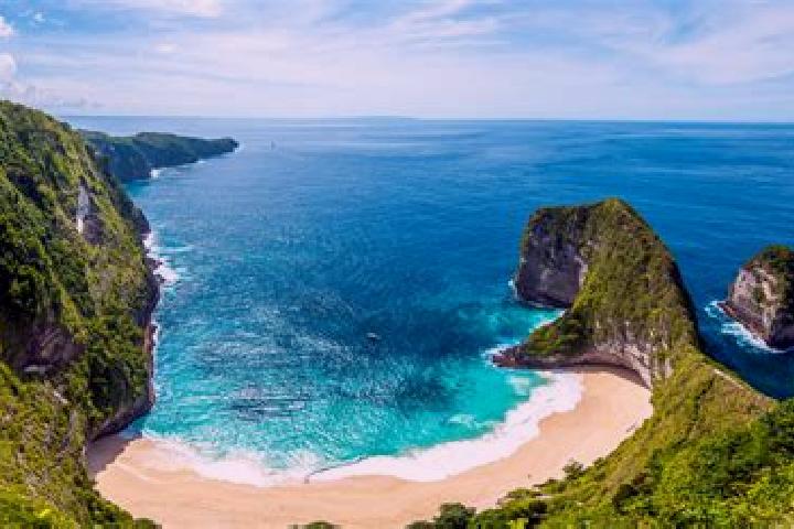 Emily, 32 — Escort in Meliau, Indonesia