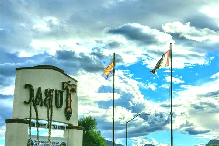 Emily, 32 — Escort in Tubac, United States