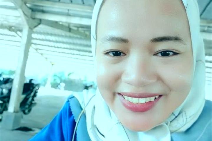 Emily, 32 — Escort in Wainira, Indonesia