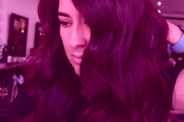 Emily, 33, a auburn dark-eyed caucasian companion based in Berwick. Offering Fetish, GFE, Striptease. Available for incall and outcall, day and evening dates.