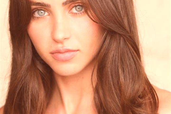 Emily, 33, a brunette dark-eyed middle eastern companion based in Cotusca. Offering Dinner Date, BDSM, Duos, Domination, GFE. Available for incall and outcal...
