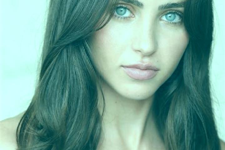 Emily, 33, a brunette dark-eyed mixed companion based in Tutul. Offering Massage, Travel Companion. Available for incall and outcall, overnight bookings avai...