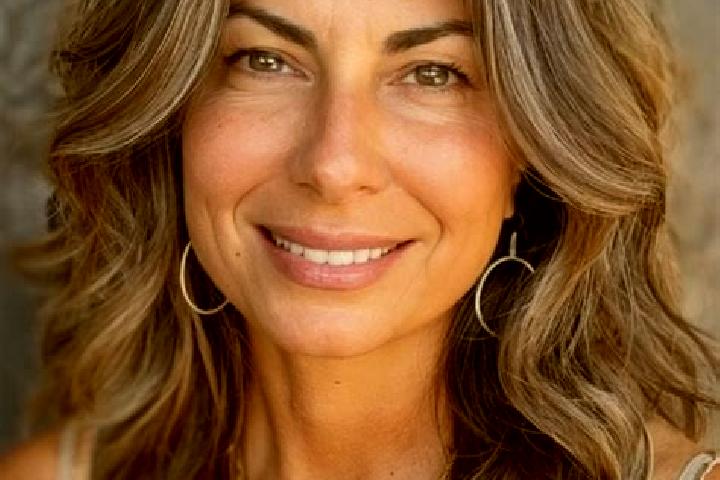 Emily, 33, a brunette grey-eyed middle eastern companion based in Craiova. Offering A-Level, OWO, Massage, Fetish. Available for incall and outcall, day and ...