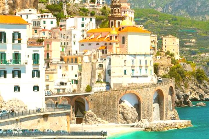 Emily, 33 — Escort in Capodarco, Italy