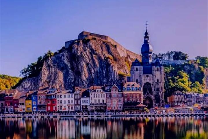 Emily, 33 — Escort in Gelbressee, Belgium