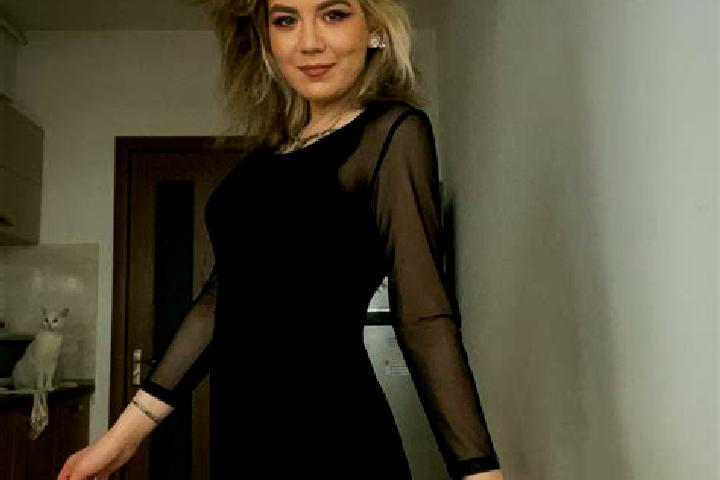 Emily, 33 — Escort in Handlova, Slovakia