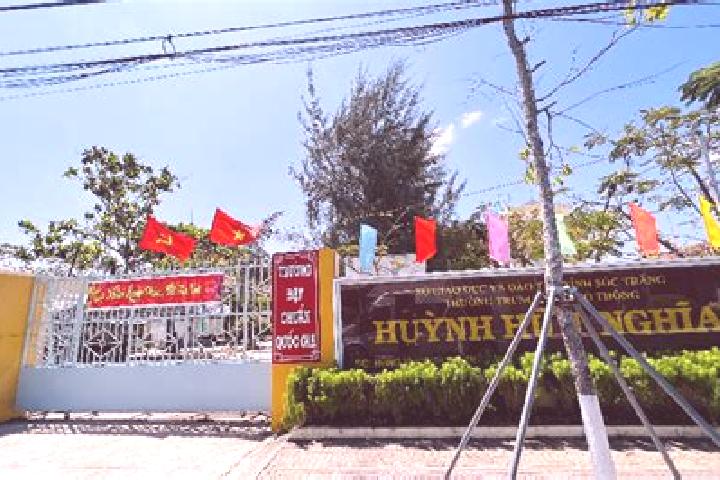 Emily, 33 — Escort in Huynh Huu Nghia, Vietnam