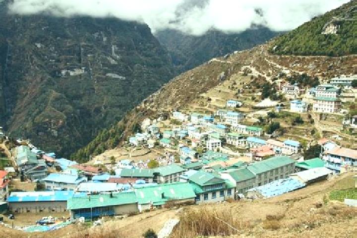 Emily, 33 — Escort in Namche Bazaar, Nepal