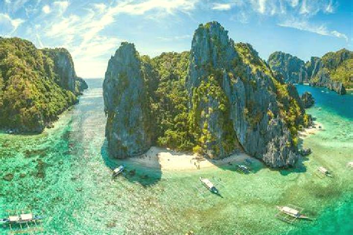 Emily, 33 — Escort in Ramon, Philippines