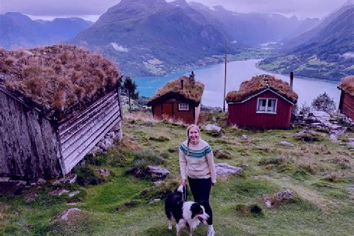 Emily, 33 — Escort in Rypefjord, Norway