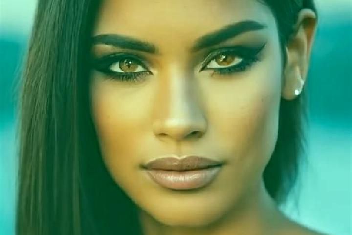 Emily, 34, a black brown-eyed latina companion based in Khotiv. Offering Massage, Domination, Party Girl, BDSM. Available for incall and outcall, overnight b...