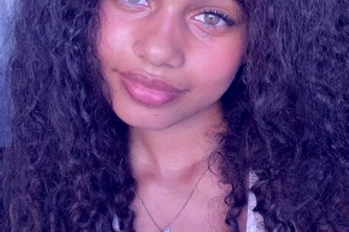 Emily, 34, a black hazel-eyed mixed companion based in Luanda. Offering Party Girl, Travel Companion, Tantra. Available for incall and outcall, day and eveni...