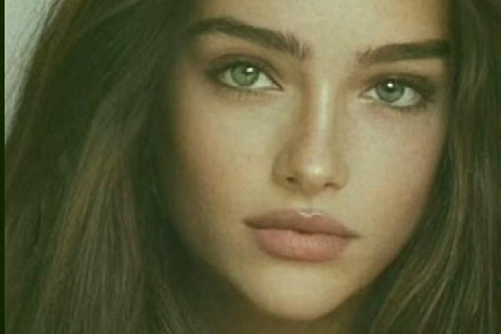 Emily, 34, a chestnut hazel-eyed caucasian companion based in Santiurde de Toranzo. Offering BDSM, Girlfriend Experience, Striptease, Massage. Available for ...