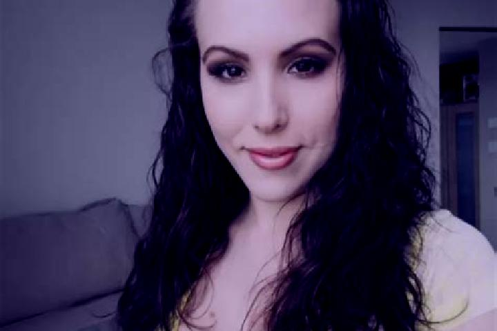 Emily, 34, a dark blonde amber-eyed mediterranean companion based in Churriana de la Vega. Offering Domination, Travel Companion, Fetish, Girlfriend Experien...