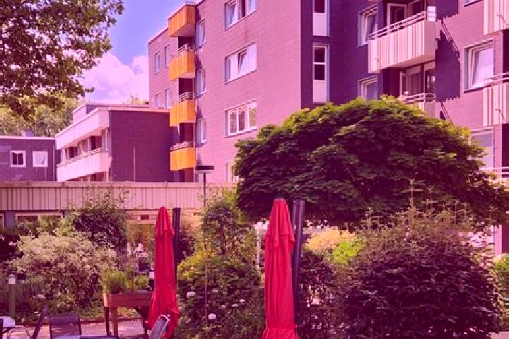 Emily, 34 — Escort in Bochum-Werne, Germany