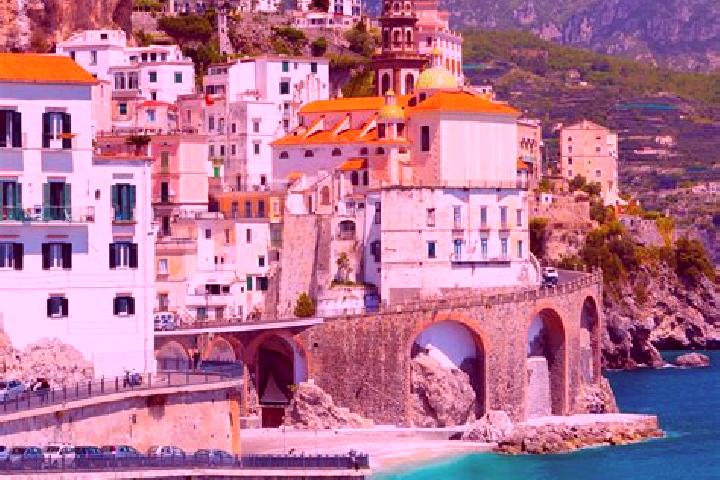 Emily, 34 — Escort in Ruffia, Italy