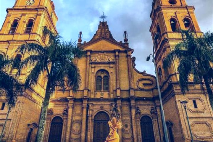 Emily, 34 — Escort in Santa Cruz de la Sierra, Bolivia