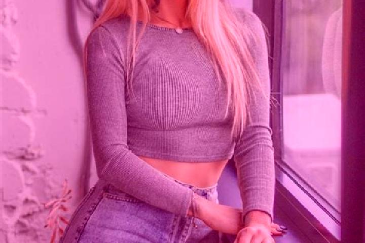 Emily, 34 — Escort in Vilkhivskyi, Ukraine