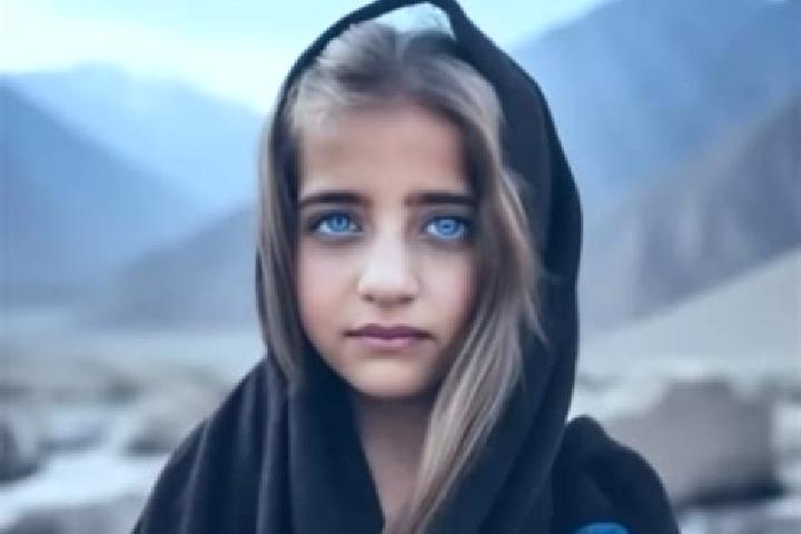 Emily, 35, a blonde dark-eyed middle eastern companion based in Canadian. Offering Girlfriend Experience, CIM, Overnight. Available for incall and outcall, o...
