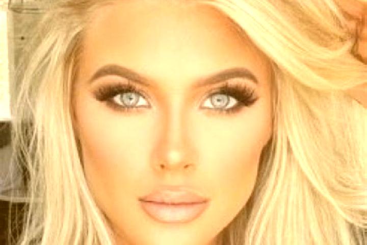 Emily, 35, a platinum blonde amber-eyed mixed companion based in Faloppio. Offering OWO, Tantra, A-Level. Available for incall and outcall, overnight booking...