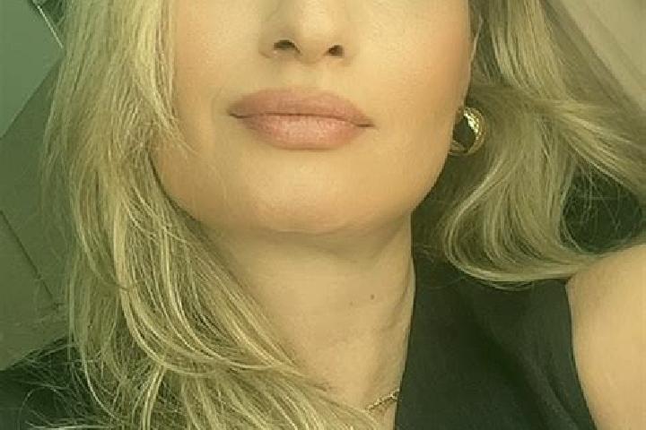 Emily, 35 — Escort in Chevremont, France