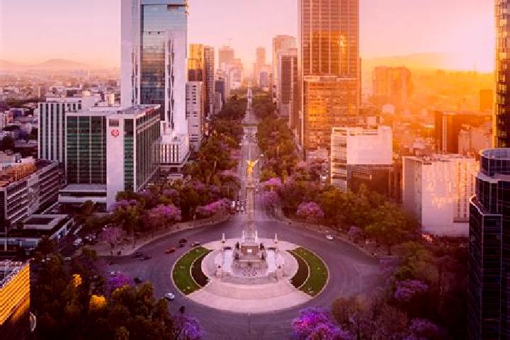 Emily, 35 — Escort in El Golan, Mexico