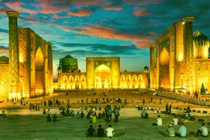 Emily, 35 — Escort in Loyish Shaharchasi, Uzbekistan